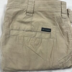 Columbia Shorts Mens 36‎ Beige 5 Pocket Chino  Hiking Outdoor Preppy 10"